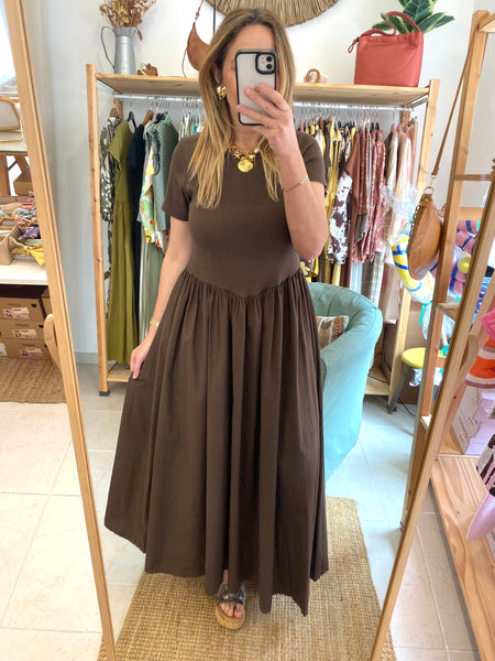 Vestido combinado castanho