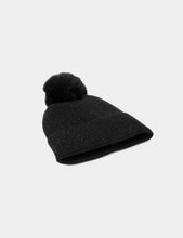 Carregar imagem no visualizador da galeria, Gorro de malha com Pom pom preto MORGAN
