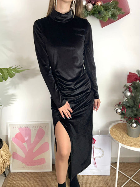 Vestido veludo drapeado preto