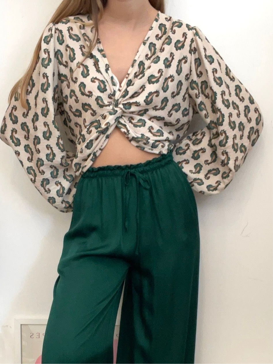 Blusa crop cornucópias verde